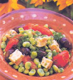 ensalada de habas tiernas y queso feta