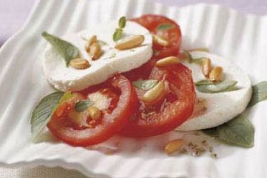 ensalada de tomate y queso fresco