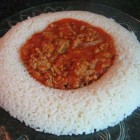 Arroz con tomate y huevo duro