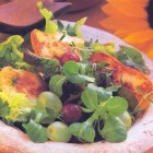 Ensalada de halloullli y uvas (receta griega)